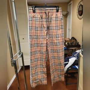 Women's Burberry pants - Size L